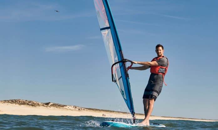 windsurfing for beginners boards sails and wind technique 5